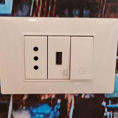Bsuites Trieste In Centro Storico Con Wifi بادوفا الغرفة الصورة