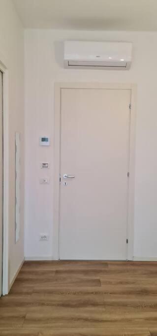 Bsuites Trieste In Centro Storico Con Wifi بادوفا الغرفة الصورة